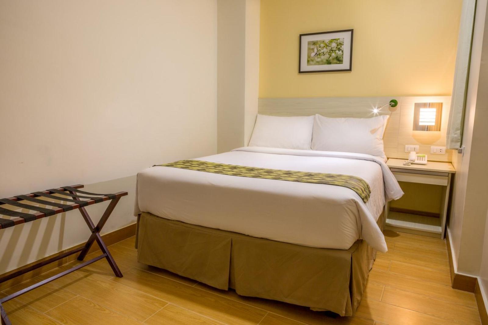 Hamersons Hotel Cebu Екстериор снимка