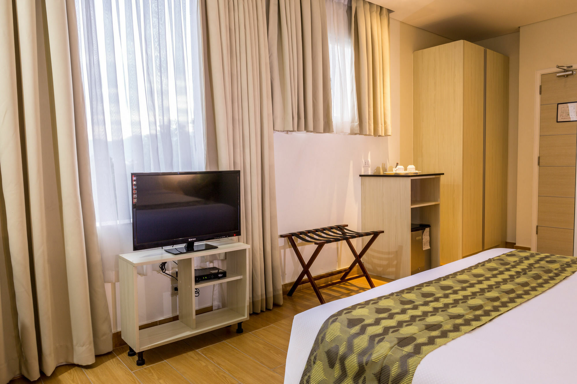 Hamersons Hotel Cebu Екстериор снимка